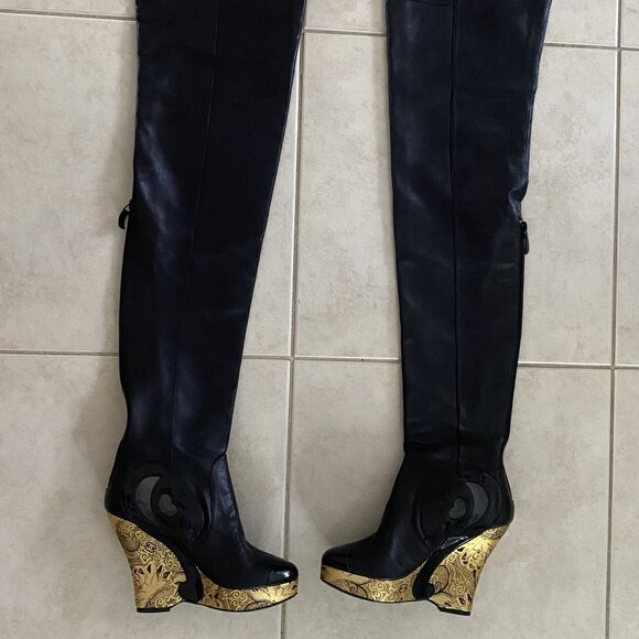 CHANEL Paris-Moscow Thigh-High Cap-Toe Black Leather Boots Size 38.5" - Picture 14 of 16